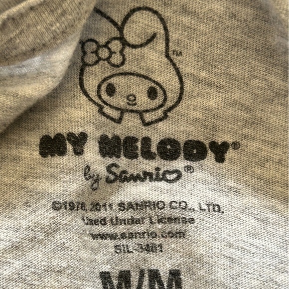 Hello Kitty Sanrio Roll Hem Long Sleeve Top Gray Stripe Pink Size Medium - Picture 10 of 10